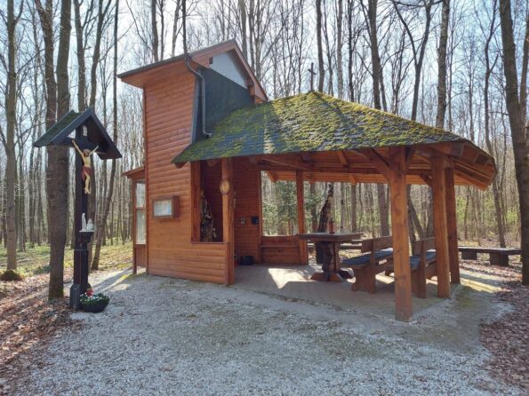 Marijino drevo Radmožanci