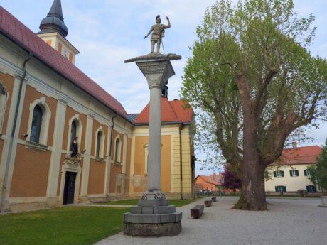 Cerkev sv. Ladislava